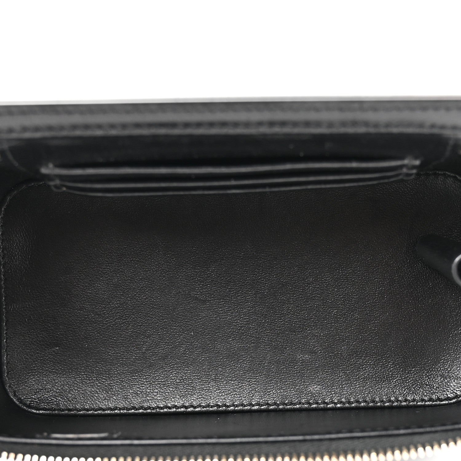 Lambskin Quilted Small Top Handle Vanity Case With Chain Black