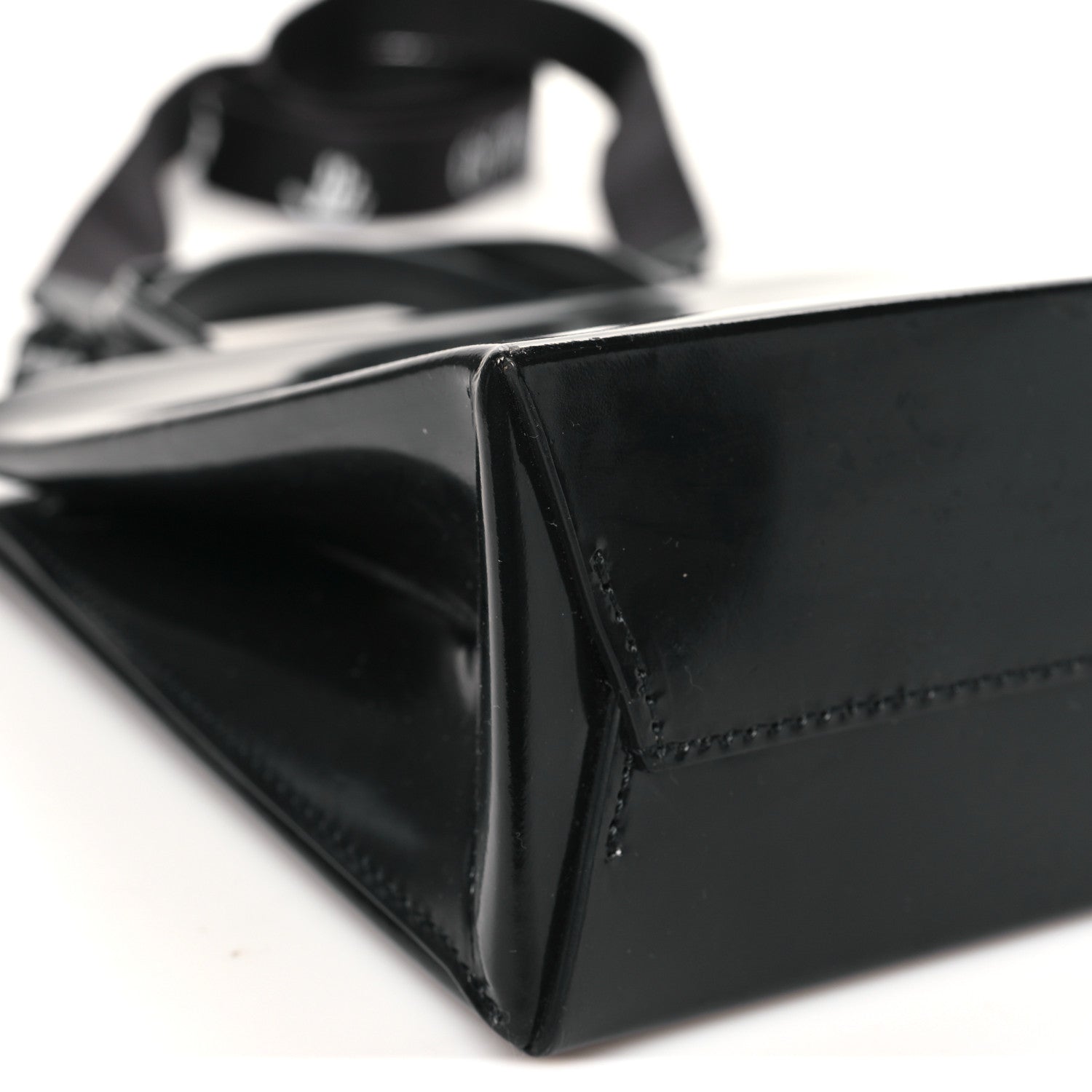 Patent Calfskin Logo Box Bag Black