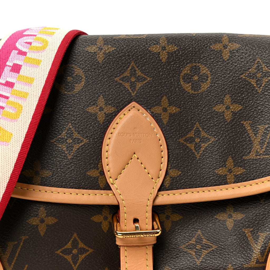 Monogram Diane Fuchsia