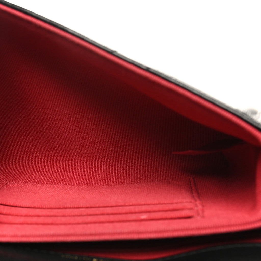 Lambskin Quilted Chanel 19 Flap Clutch Black