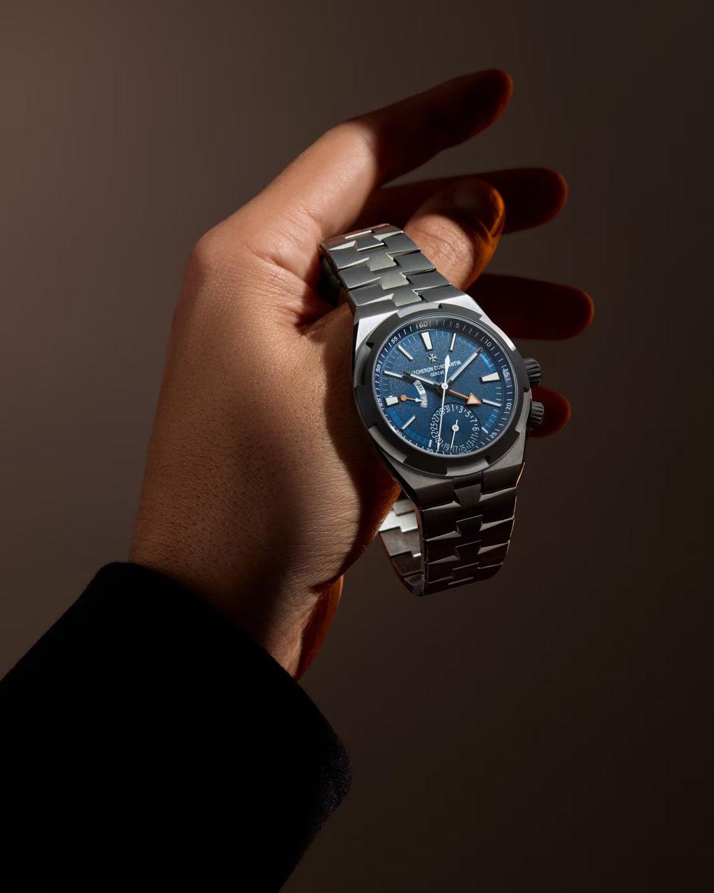 Overseas Dual Time Cardinal Points East