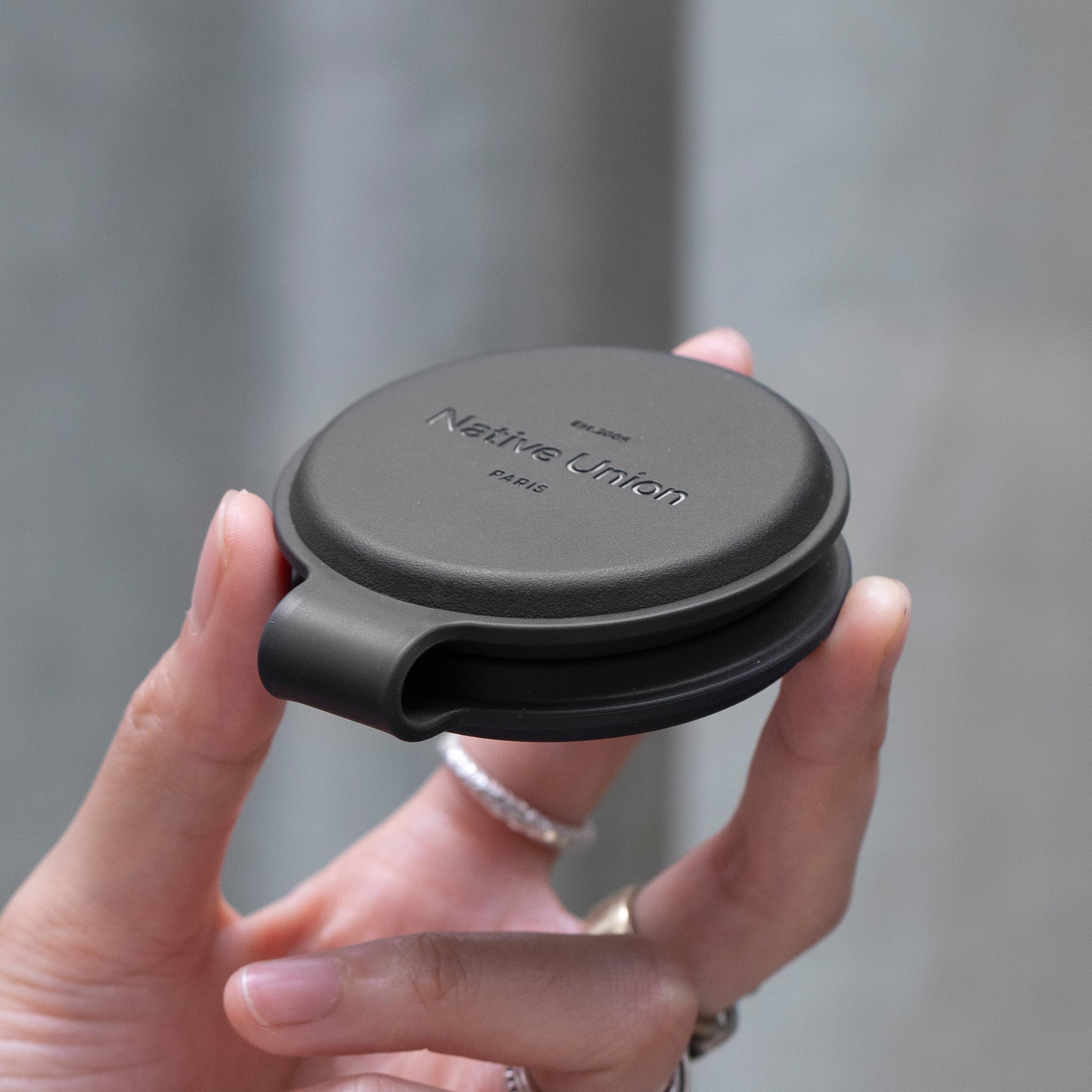 Voyage 2in1 Magnetic Charger
