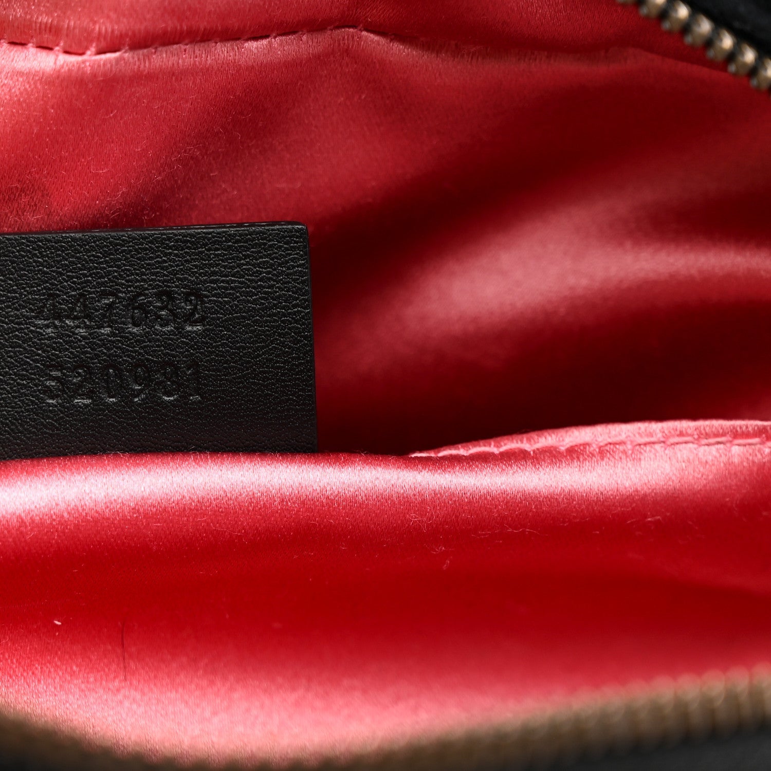 Velvet Matelasse Small GG Marmont Chain Shoulder Bag Black