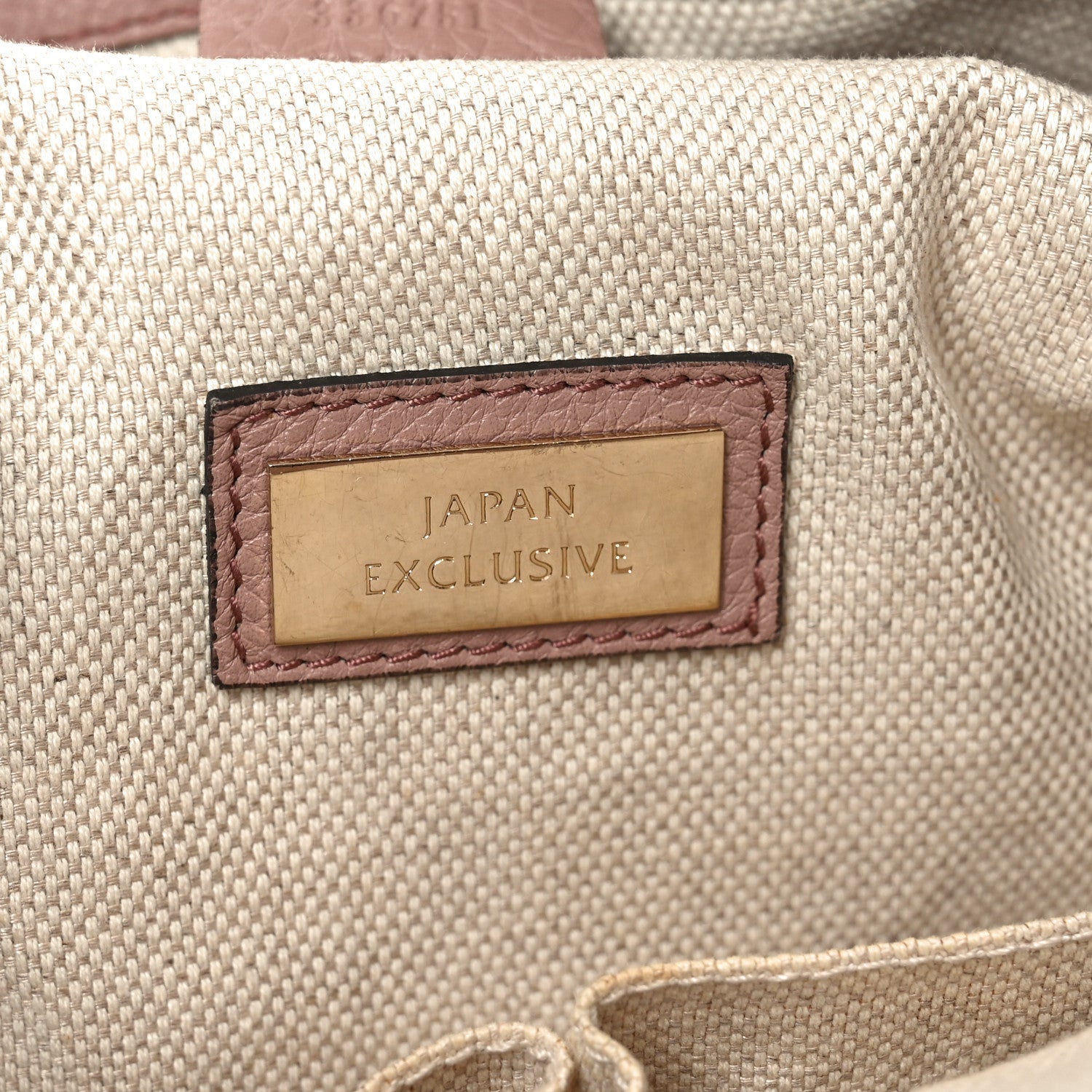 Pebbled Calfskin Small Soho Shoulder Bag Light Pink