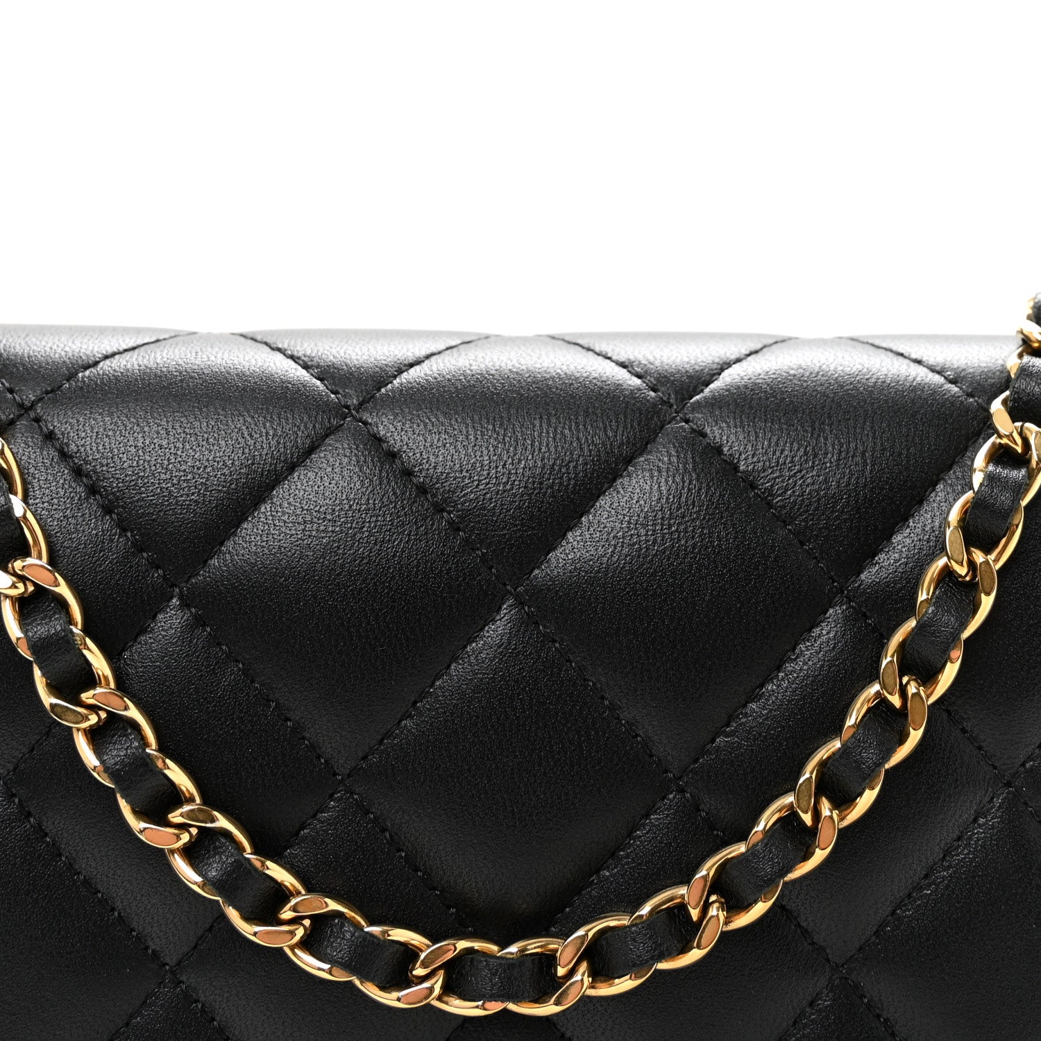 Lambskin Quilted Wallet On Chain WOC Black