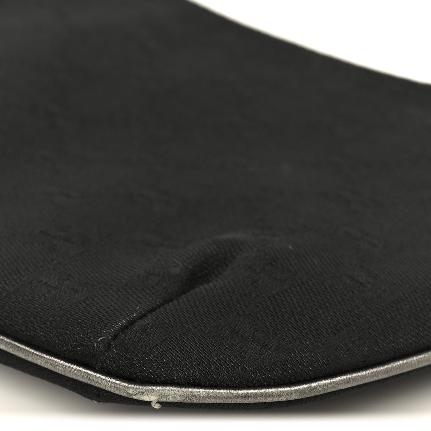 Monogram Pochette Black