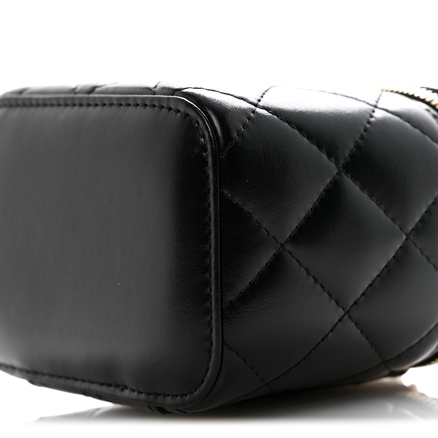 Calfskin Quilted Mini Perfect Fit Vanity Case With Chain Black