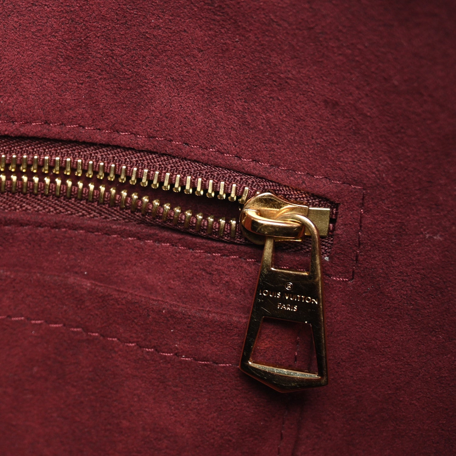 Monogram CarryAll MM