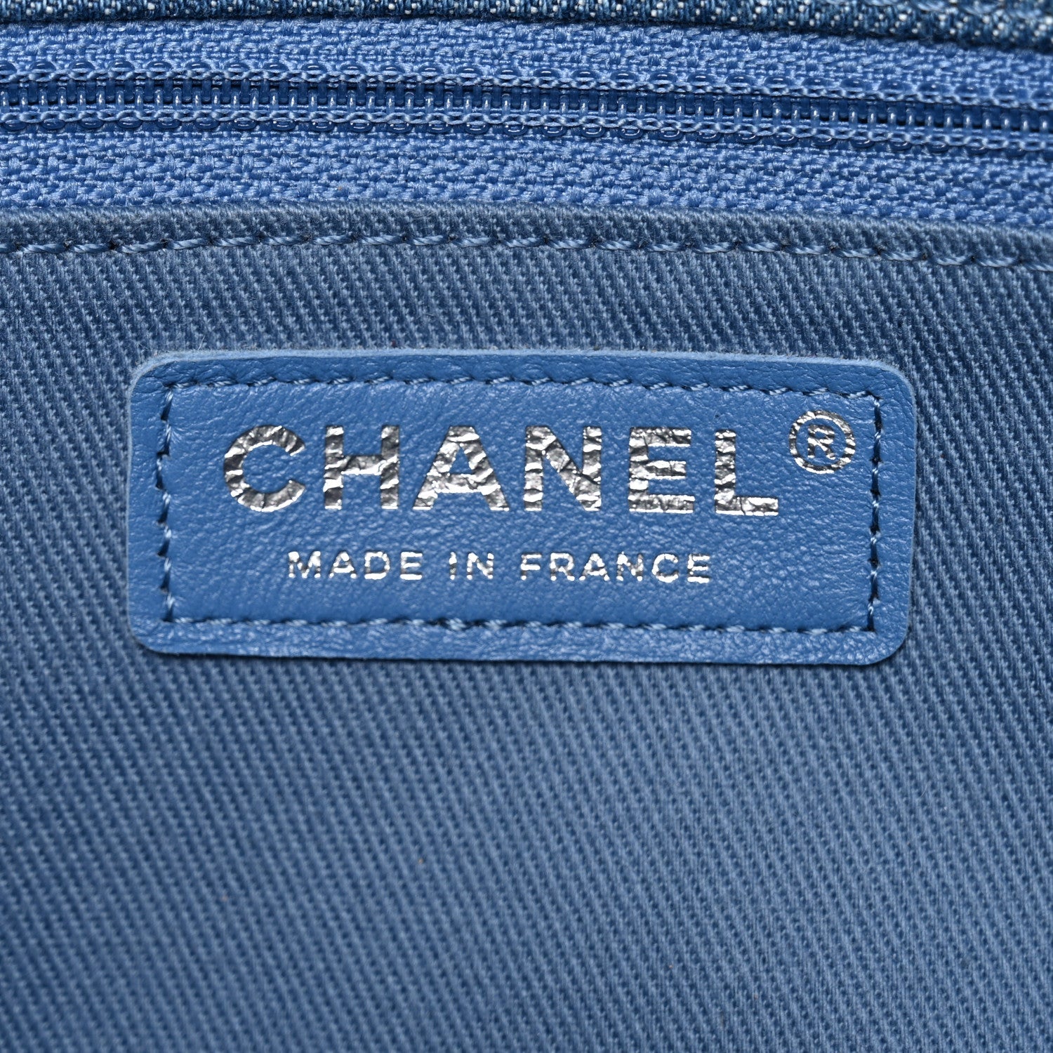 Frayed Denim Quilted Large Blue Chip Flap Blue