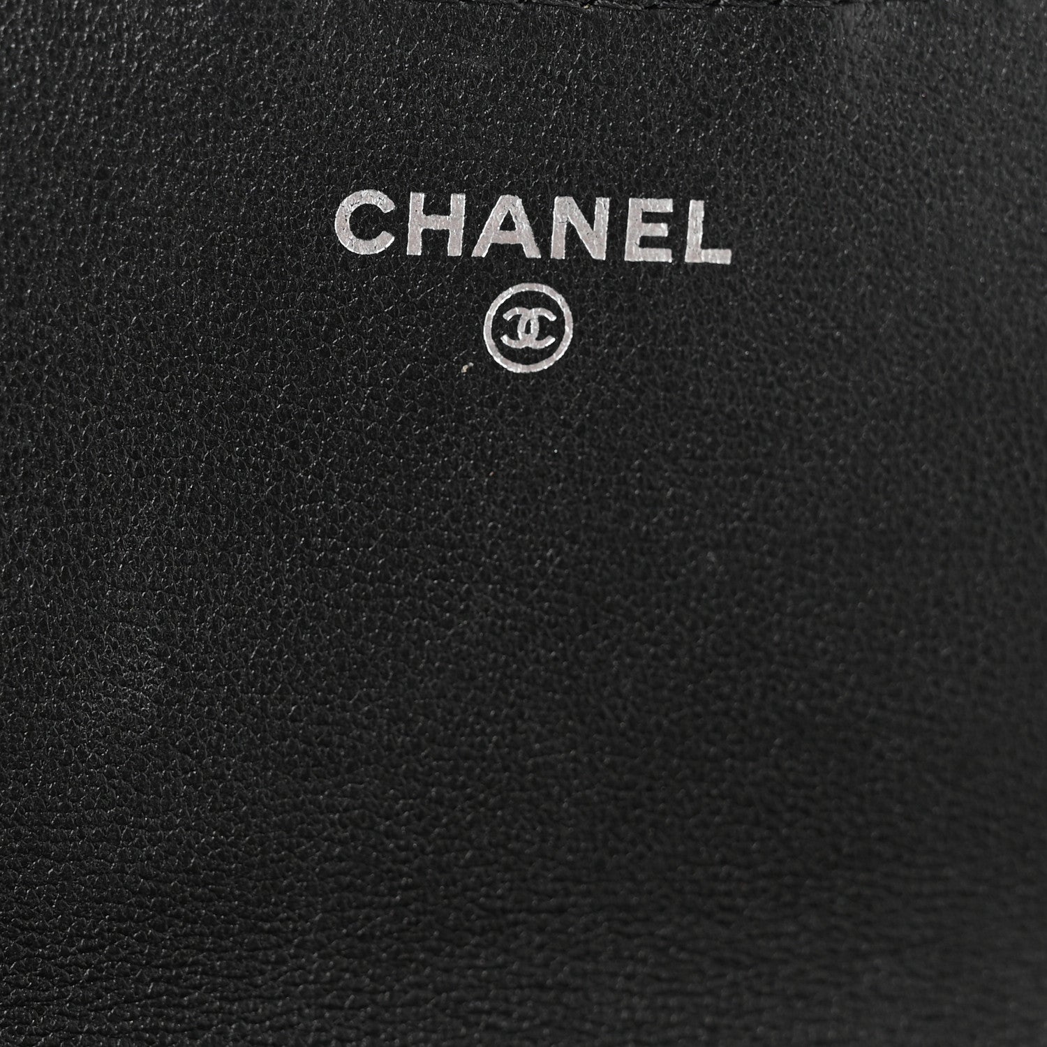 Lambskin Quilted Flap Phone Holder With Chain So Black