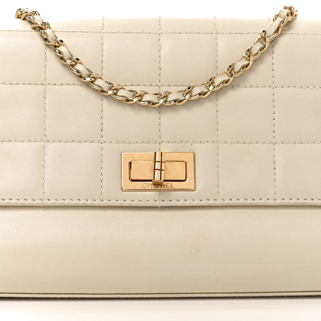 Lambskin Chocolate Bar Accordion Mademoiselle Ivory