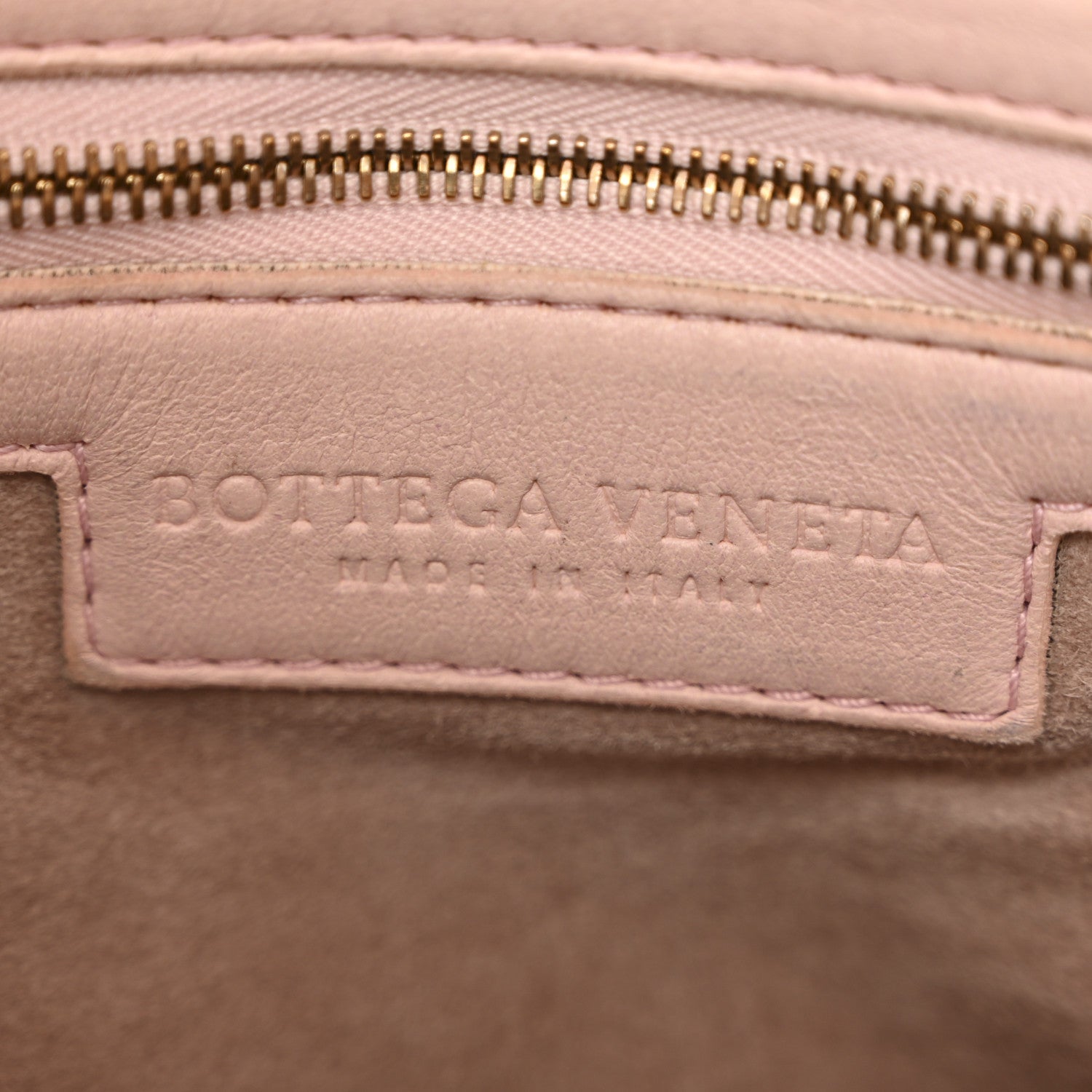 Nappa Intrecciato Medium Veneta Hobo Flamingo
