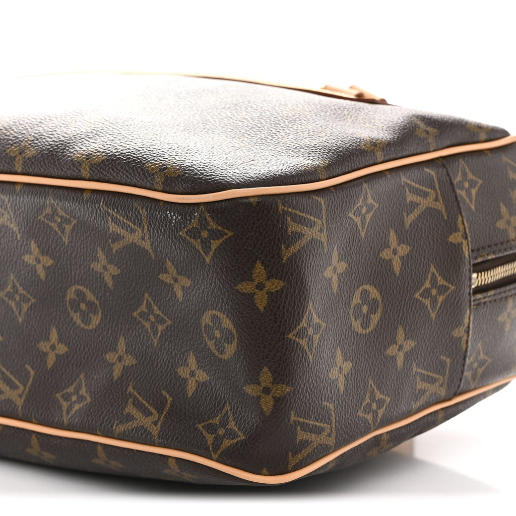 Monogram Cite GM