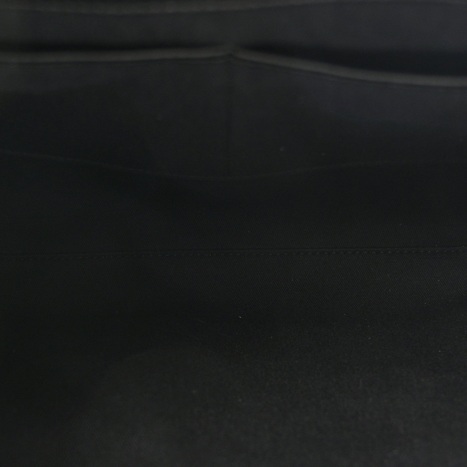 Grained Calfskin Large Rockstud Hobo Black