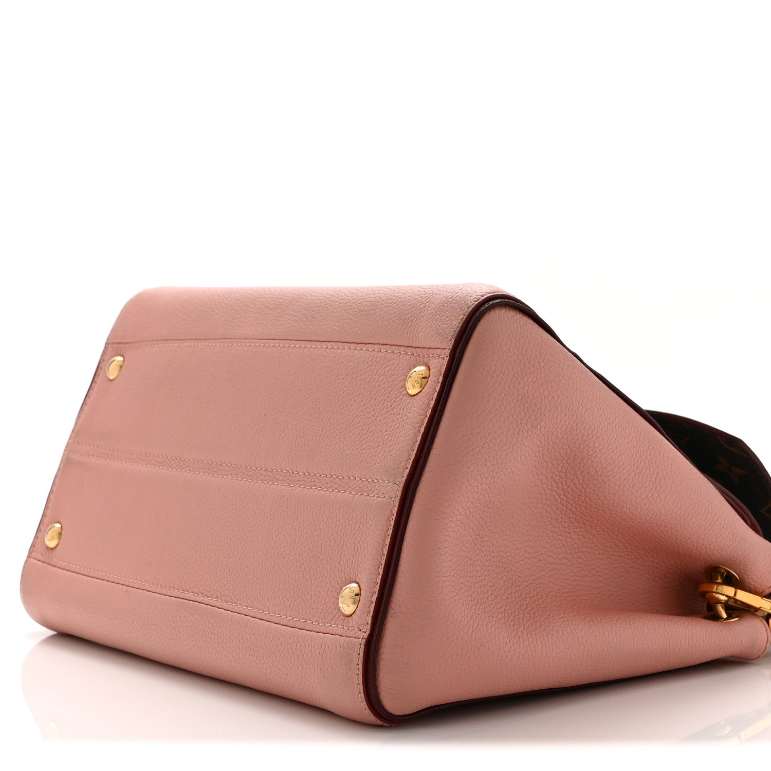Grained Calfskin Monogram Double V Rose Poudre
