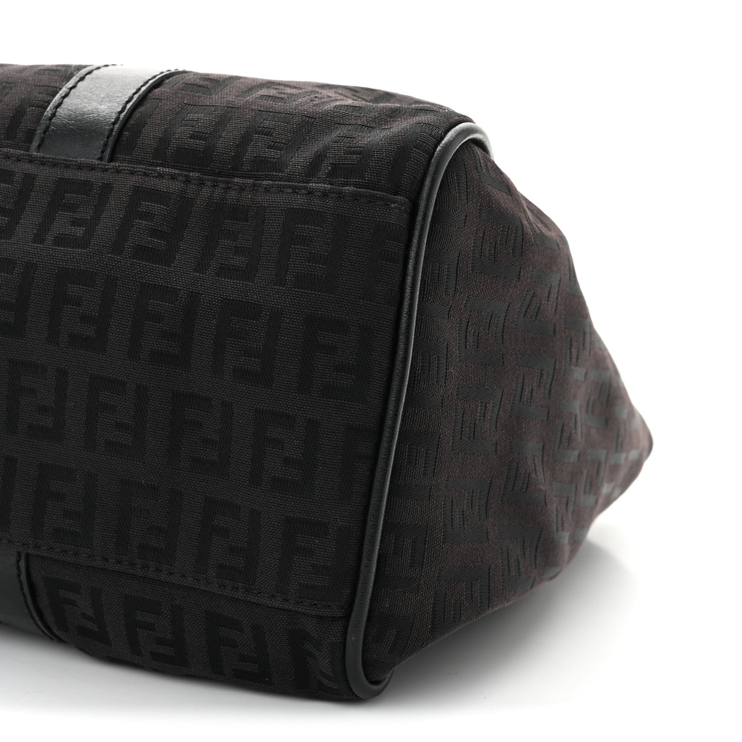 Zucchino Vitello Shoulder Bag Black Moro