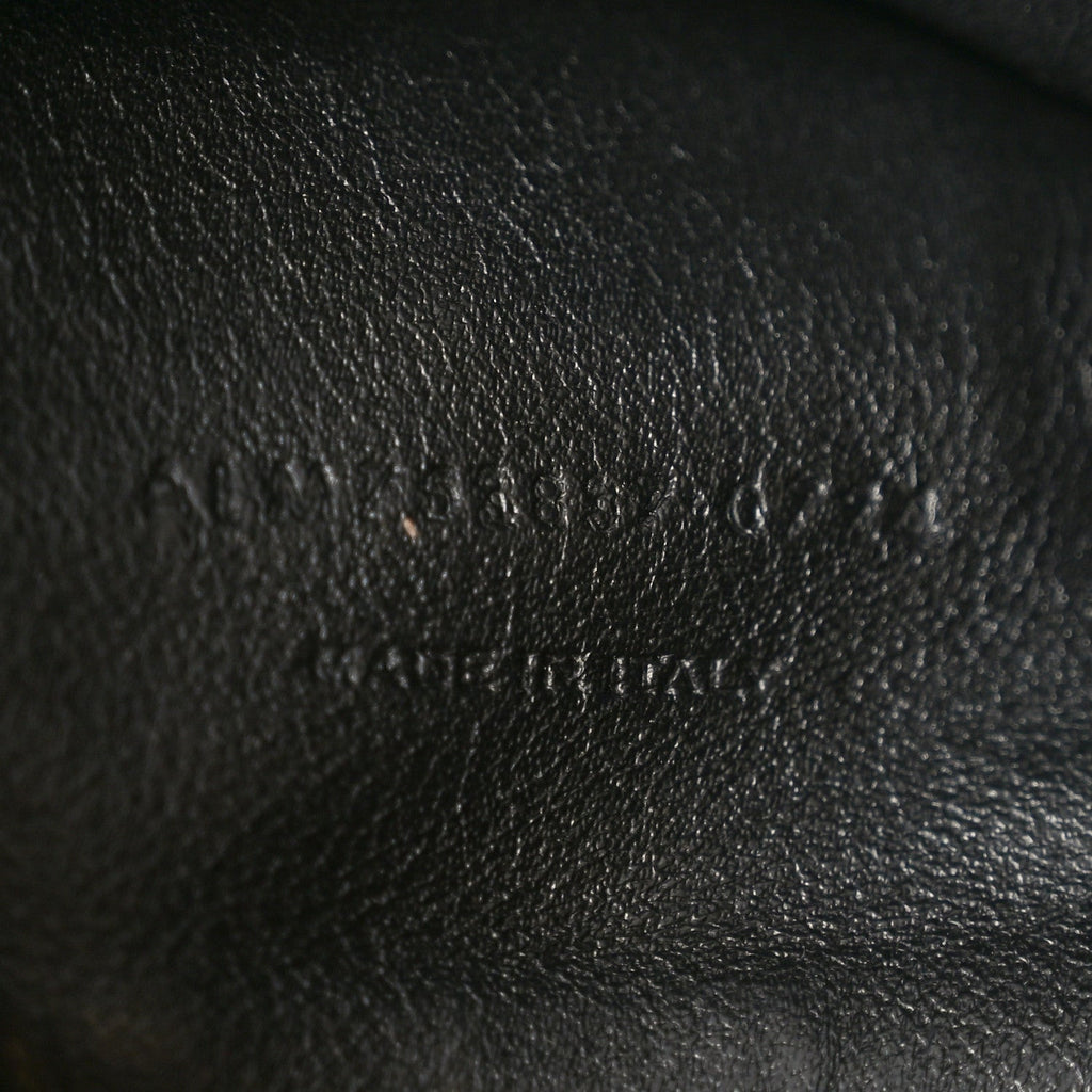 Smooth Calfskin Large Le 5 A 7 Soft Hobo Light Musk