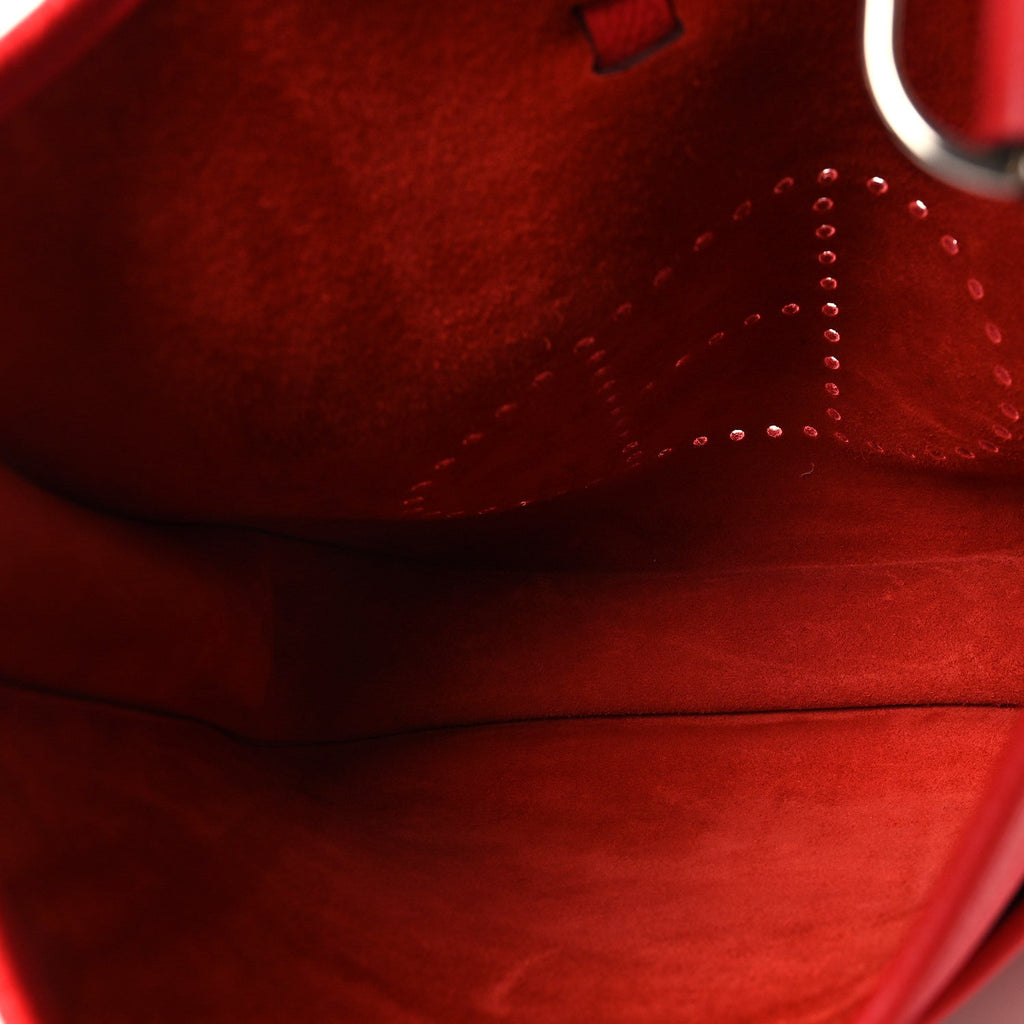 Taurillon Clemence EVELYNE III PM Rouge de Coeur