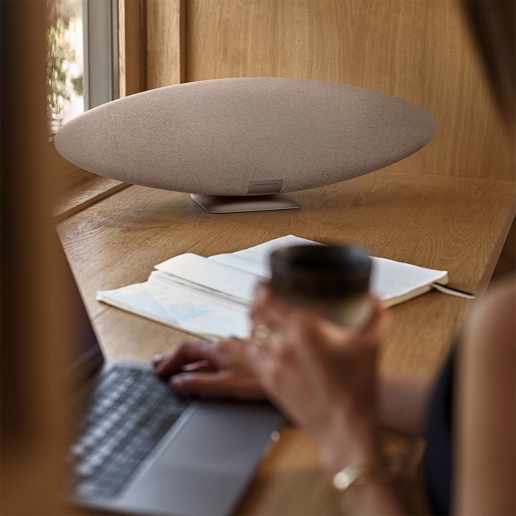 Bowers & Wilkins Zeppelin Pro Edition Wireless Speaker (Solar Gold)