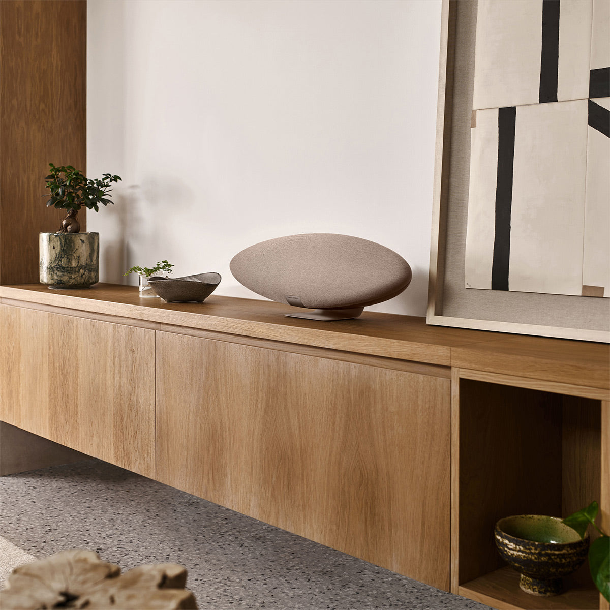 Bowers & Wilkins Zeppelin Pro Edition Wireless Speaker (Solar Gold)