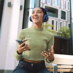 JBL Live 770NC Wireless Over Ear Noise Cancelling Headphone Bundle with gSport Case (Blue)