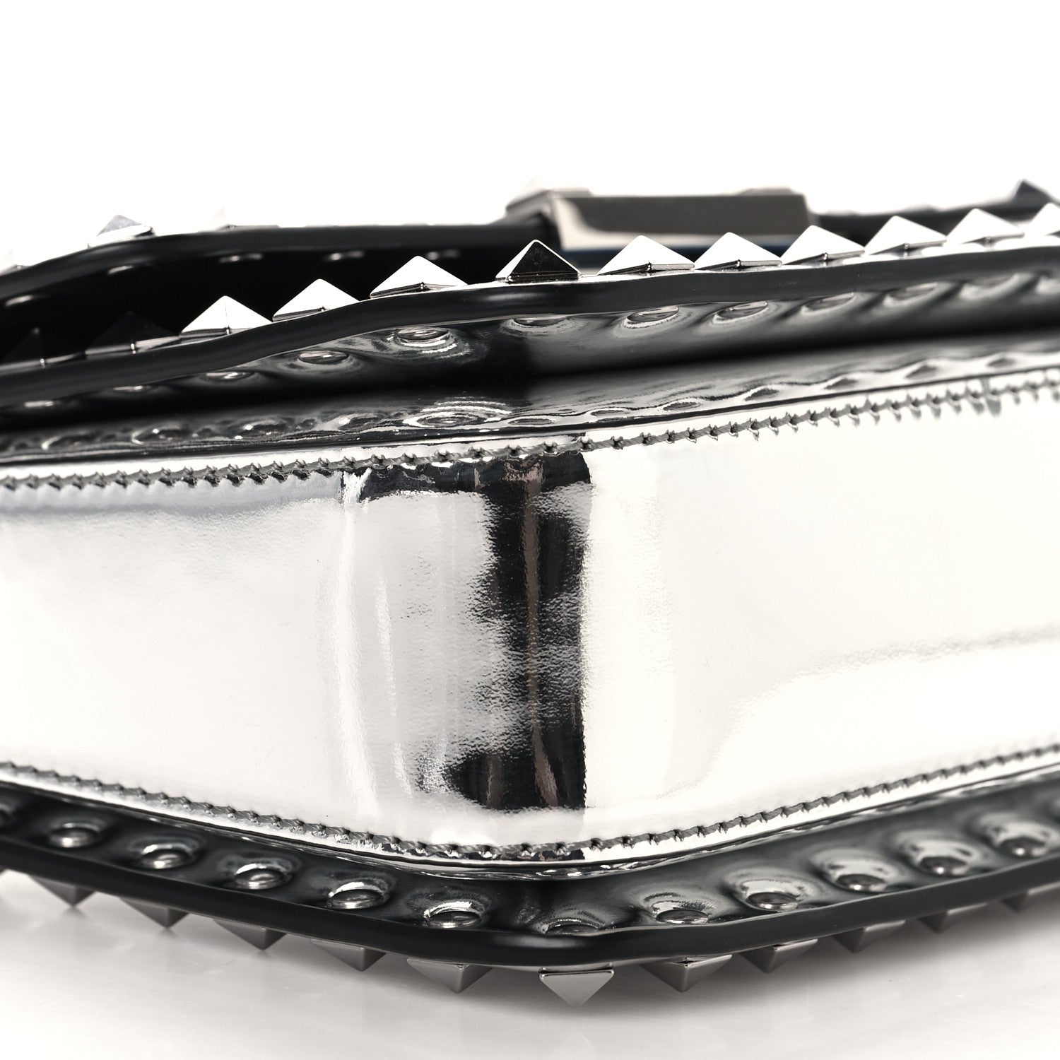 Mirror Calfskin Small Rockstud23 Shoulder Bag Silver