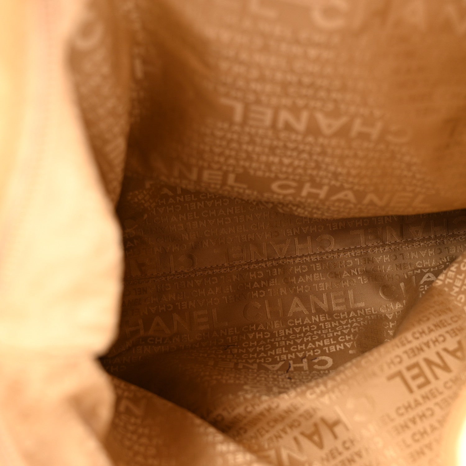 Lambskin Large Ultimate Soft Tote Beige