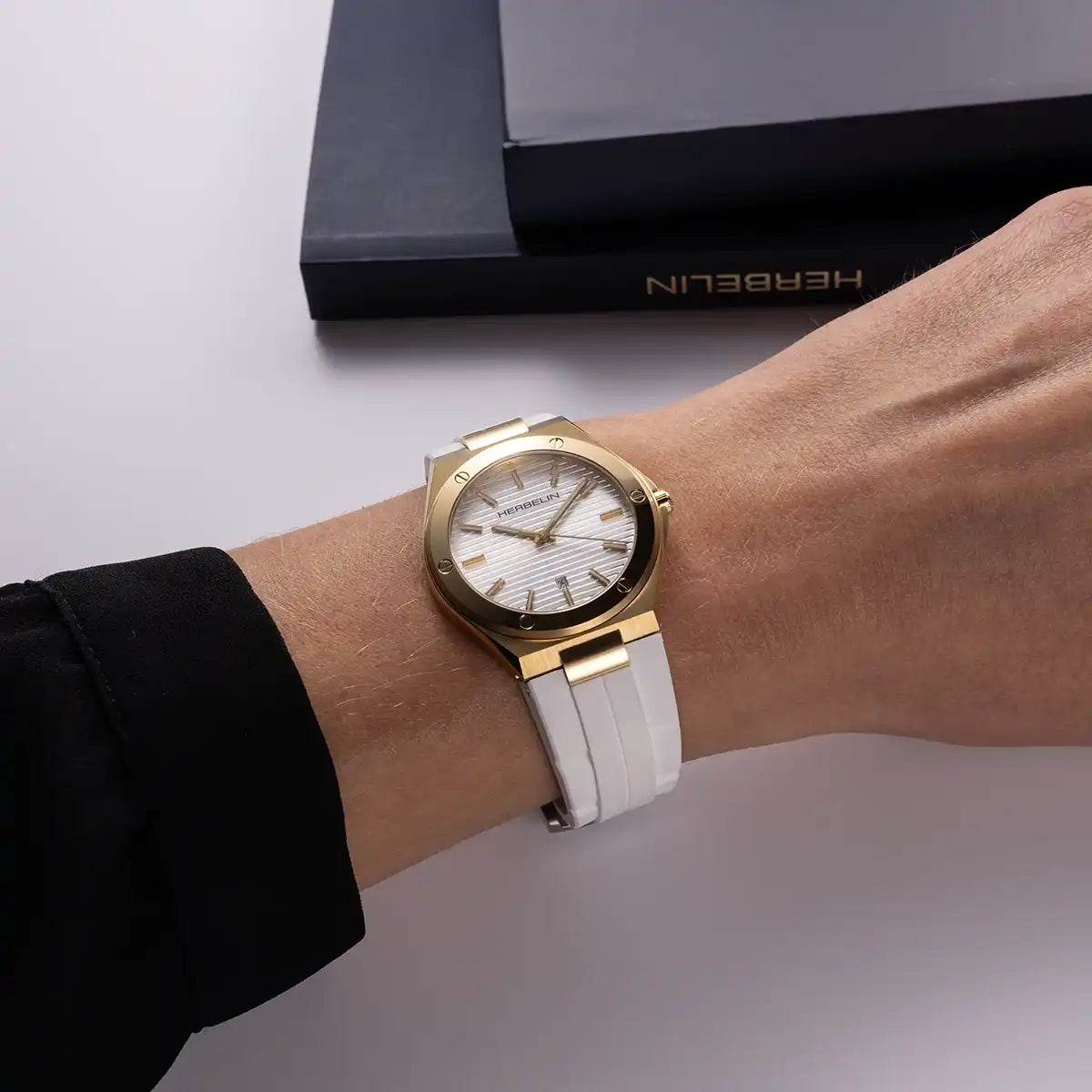 Herbelin Cap Camarat Ladies Gold White Watch