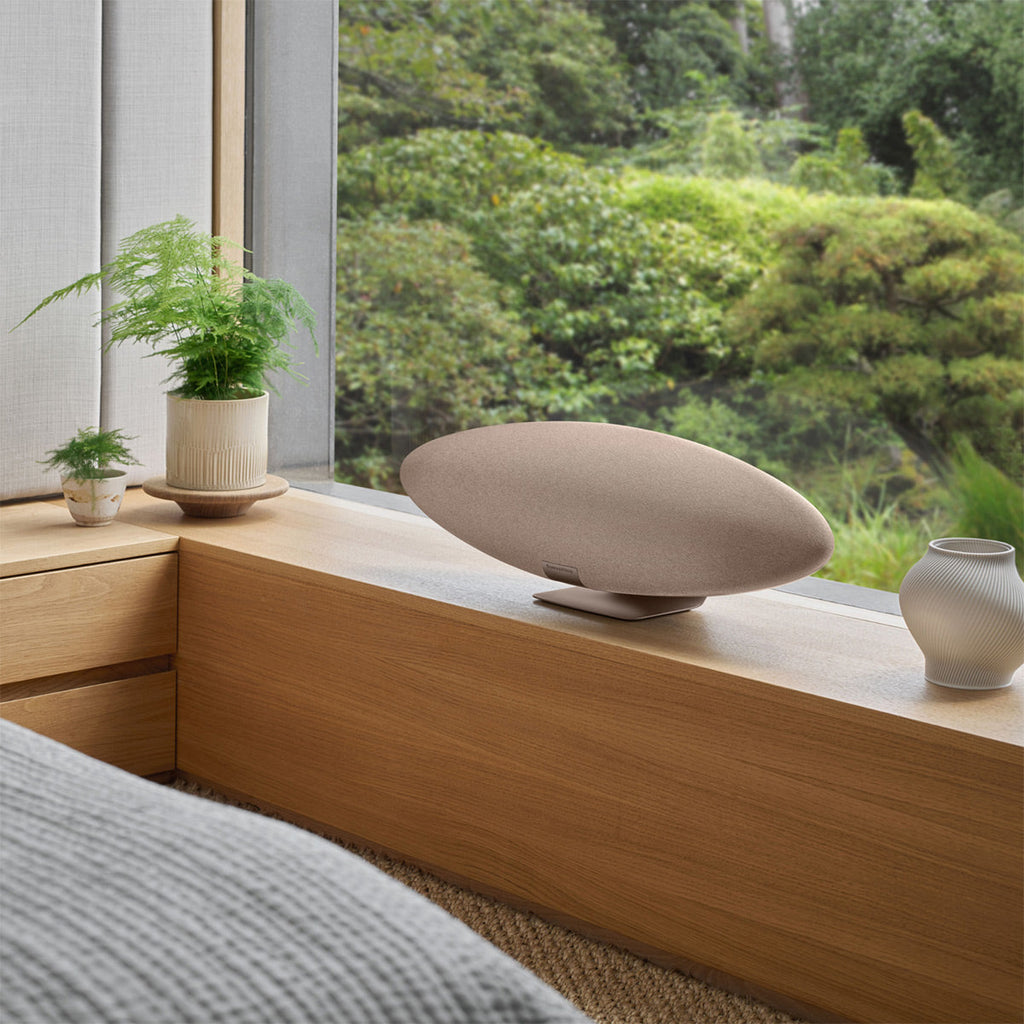Bowers & Wilkins Zeppelin Pro Edition Wireless Speaker (Solar Gold)