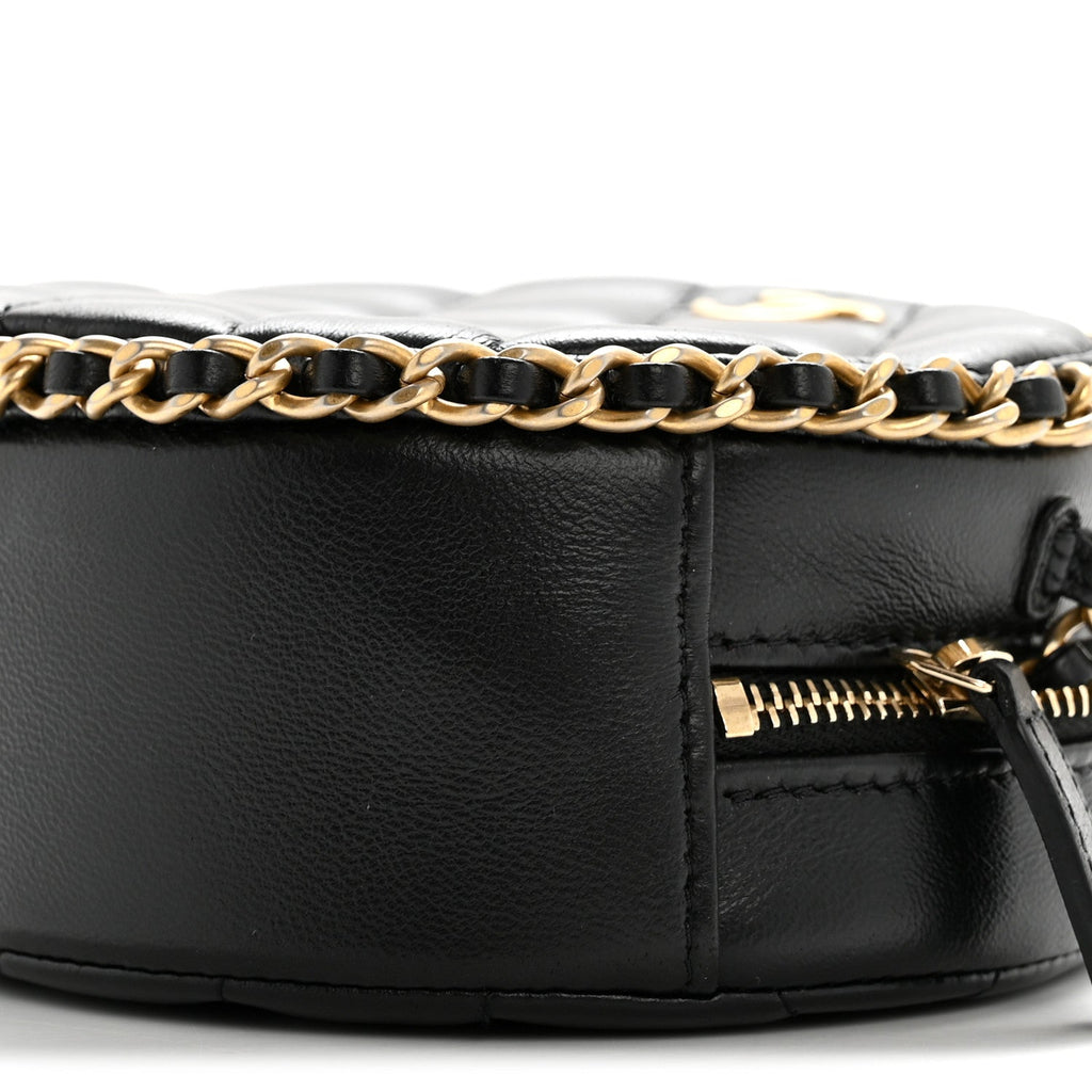Lambskin Quilted Chain Around CC Round Clutch With Chain Black