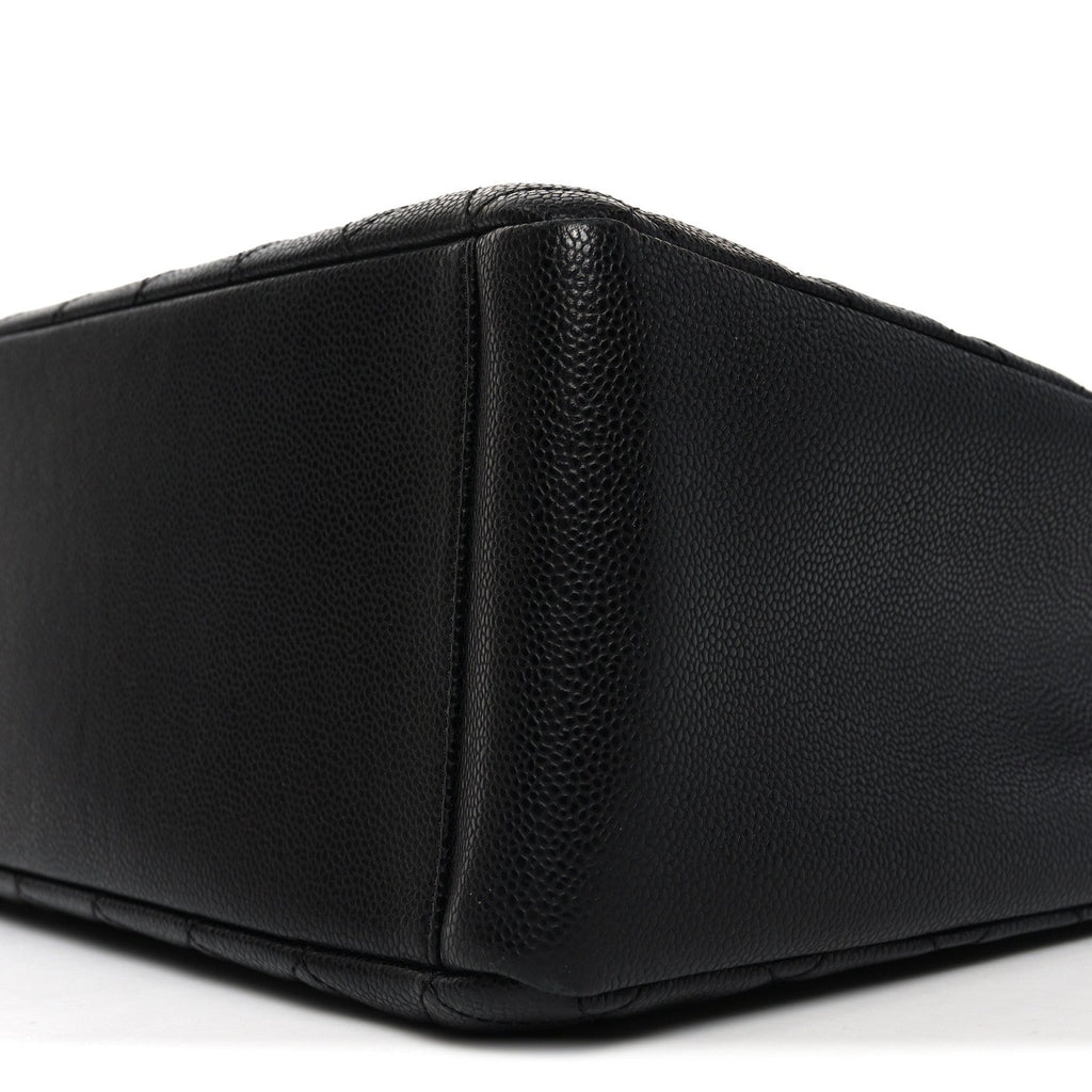 Caviar Quilted Grand Shopping Tote GST Black