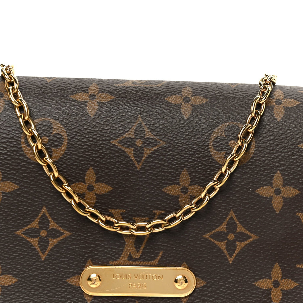 Monogram Lily Wallet On Chain
