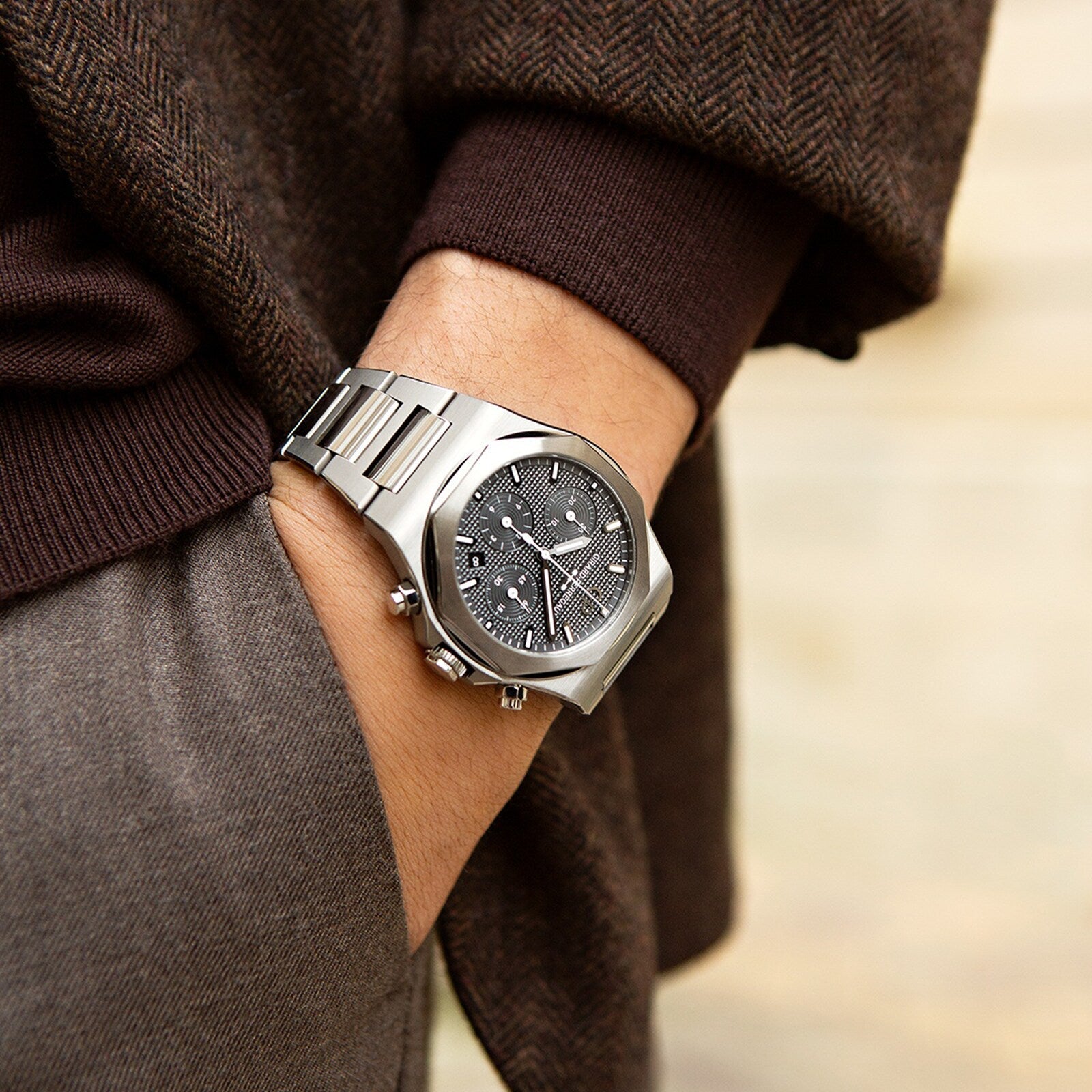 Laureato Chronograph Ti49