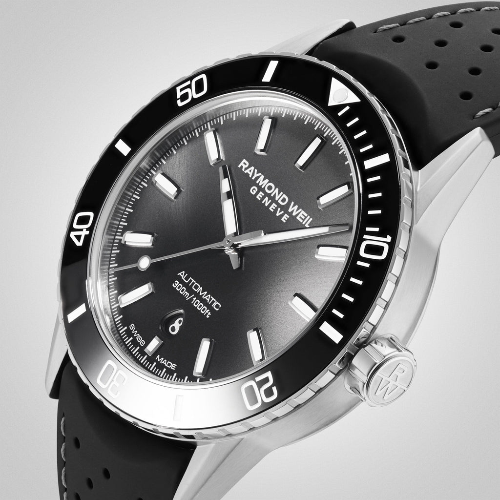 Freelancer Diver Black Dial