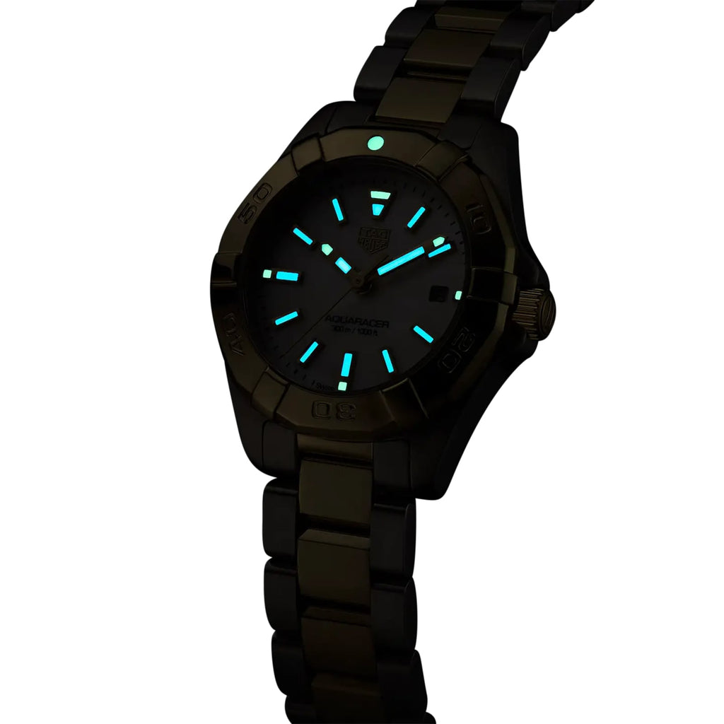 Aquaracer Date