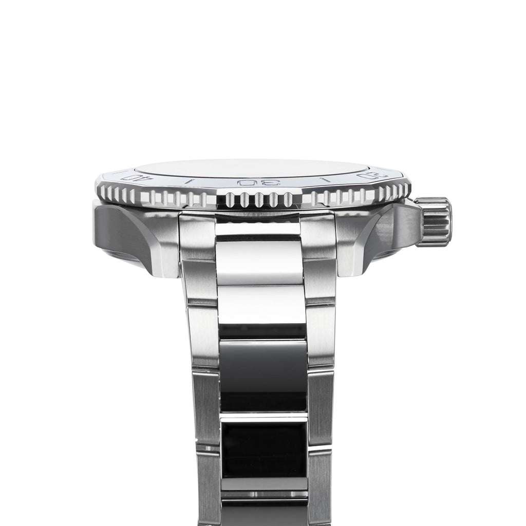 Aquaracer Professional 300 Date