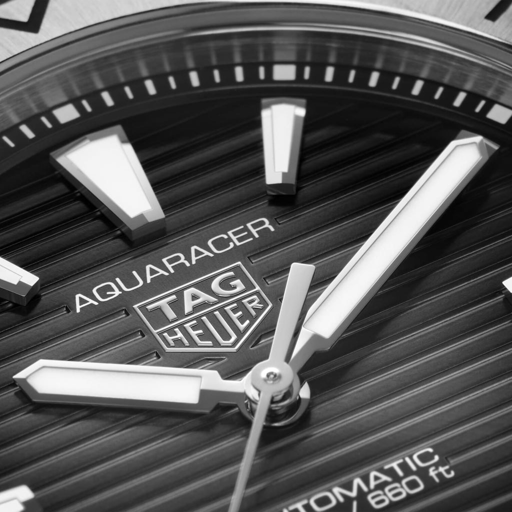 Aquaracer Professional 200 Date | 40mm, Stainless Steel, Black Dial