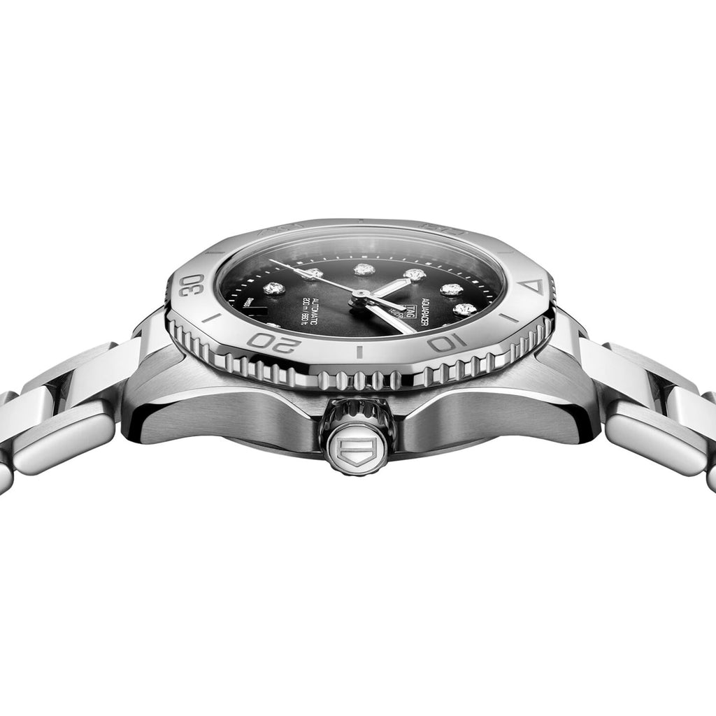 Aquaracer Professional 200 Date