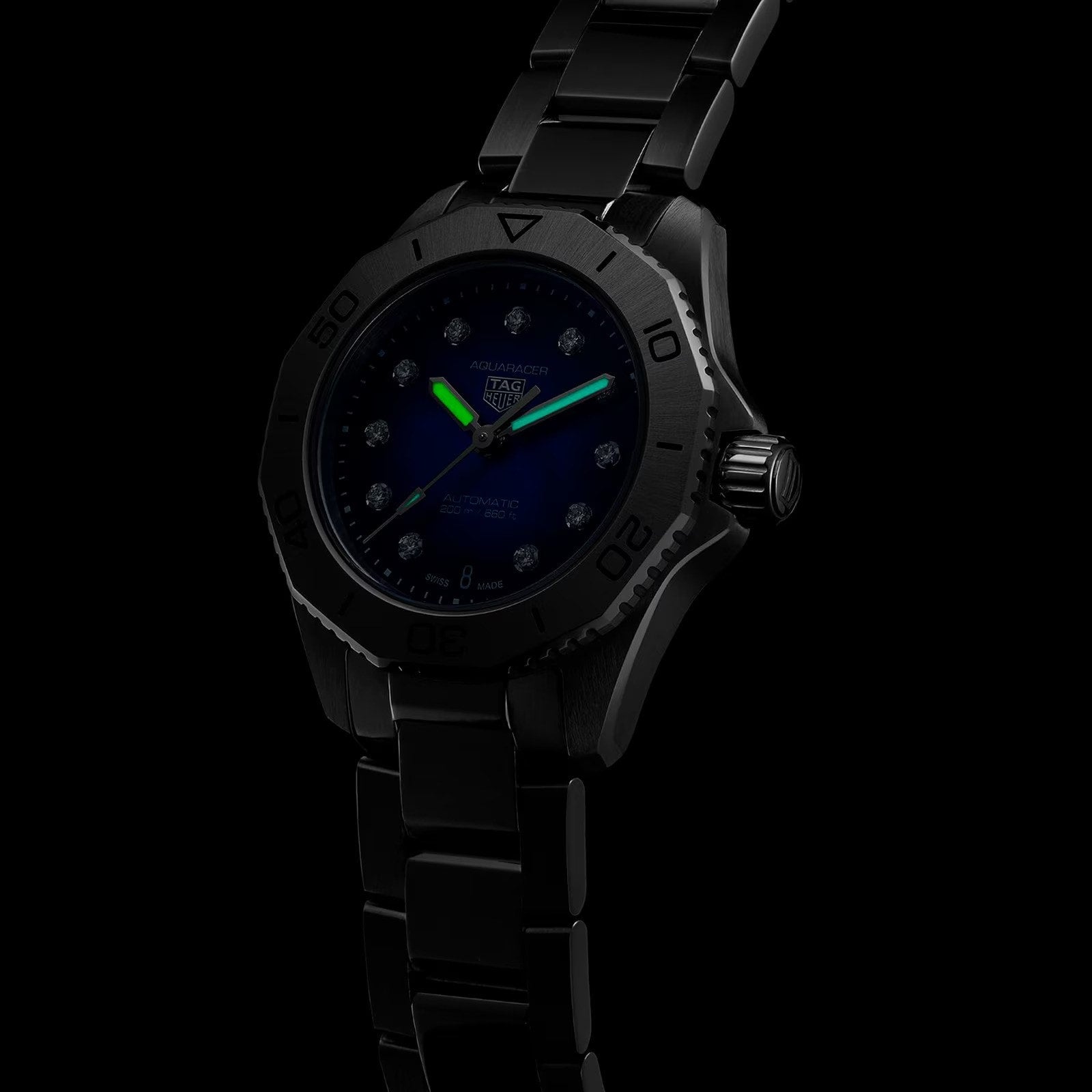 Aquaracer Professional 200 Date