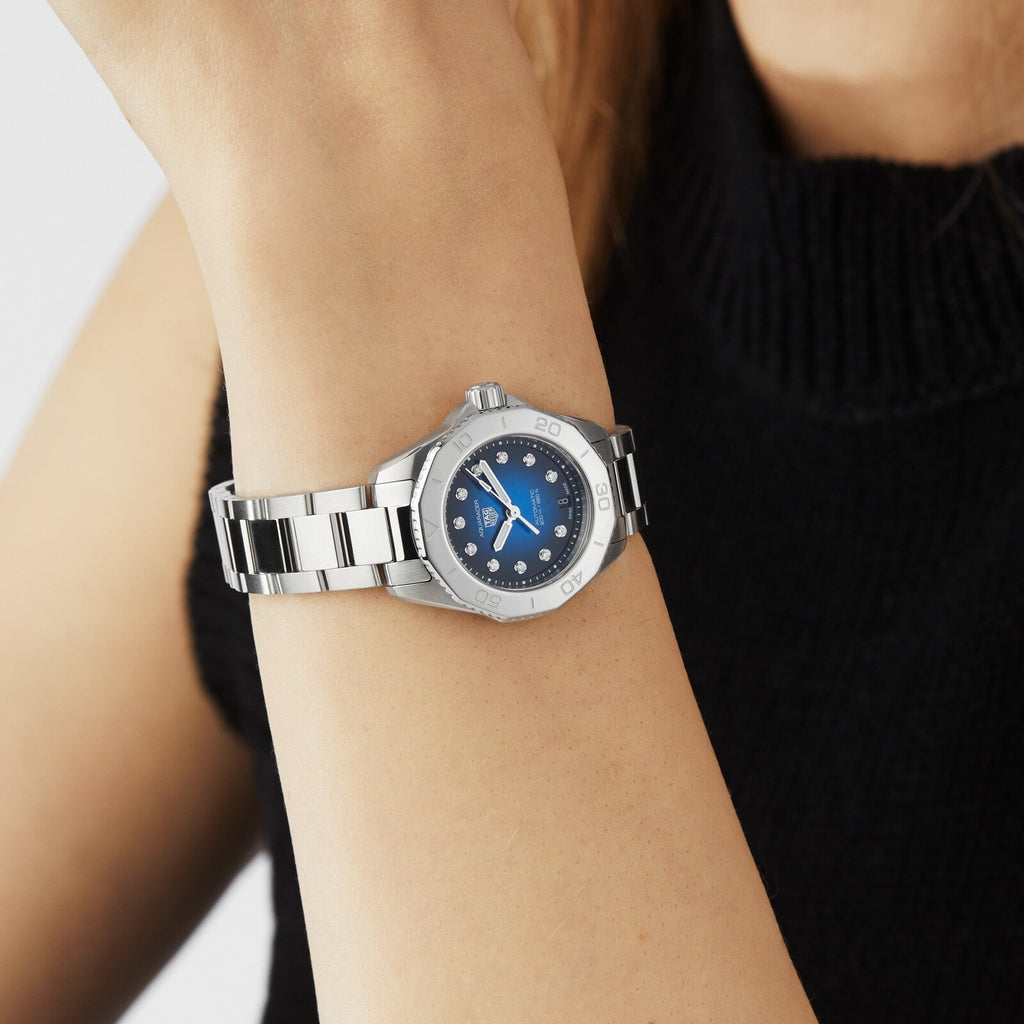 Aquaracer Professional 200 Date