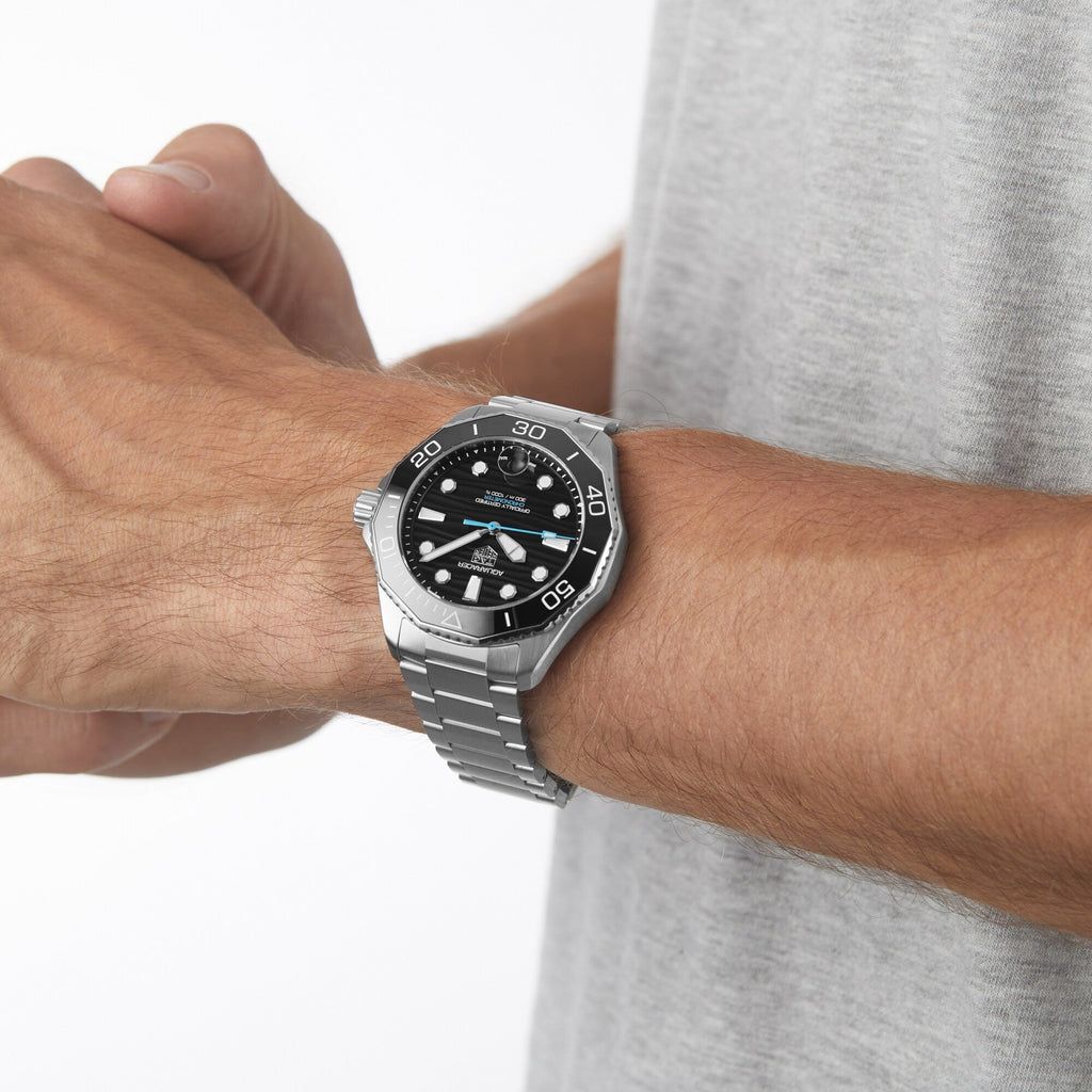 Aquaracer Professional 300 Date