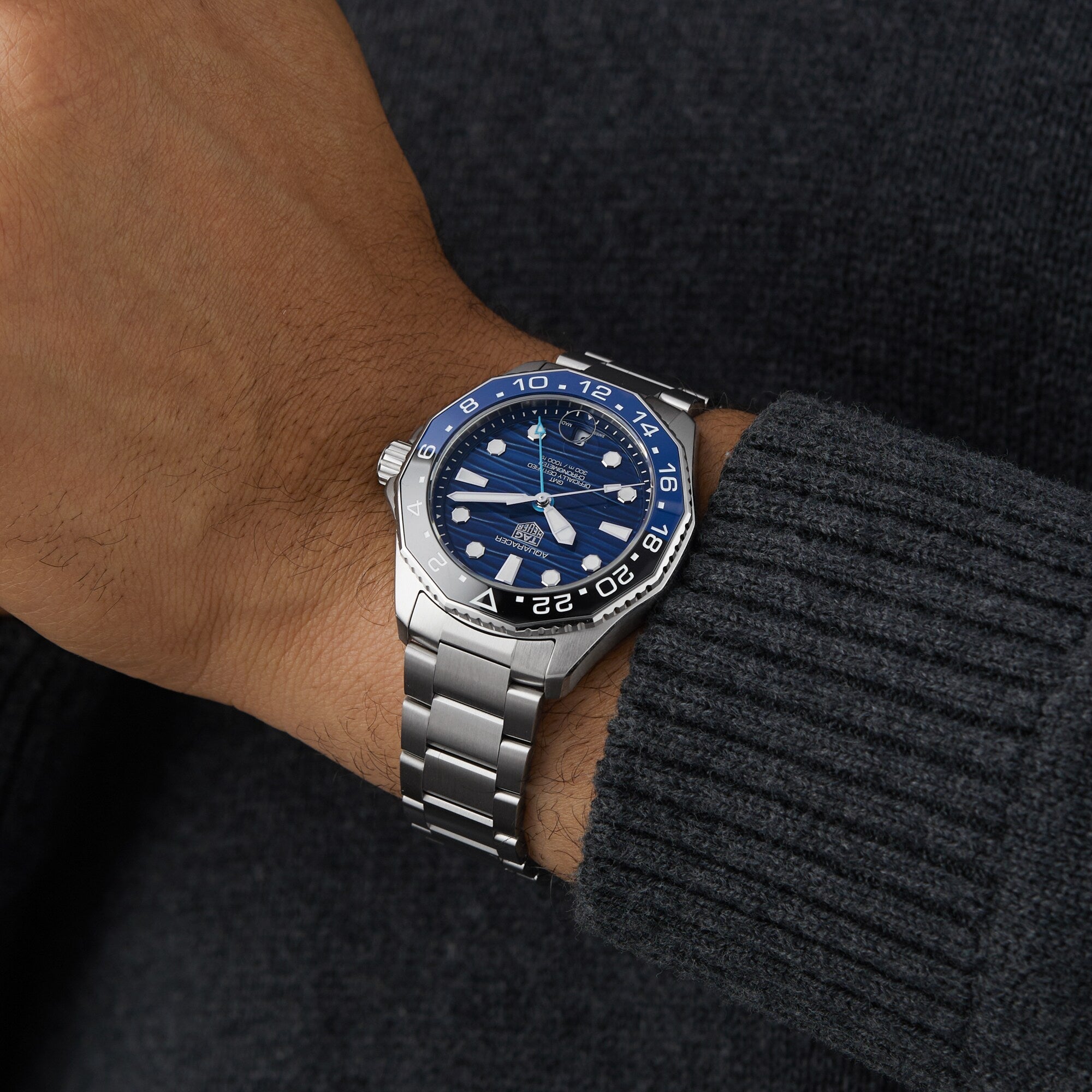 Aquaracer Professional 300 GMT