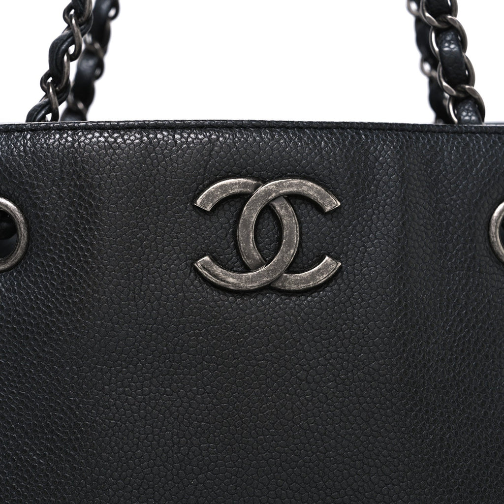 Metallic Grained Calfskin Medium Woven Chain Shopping Bag Black