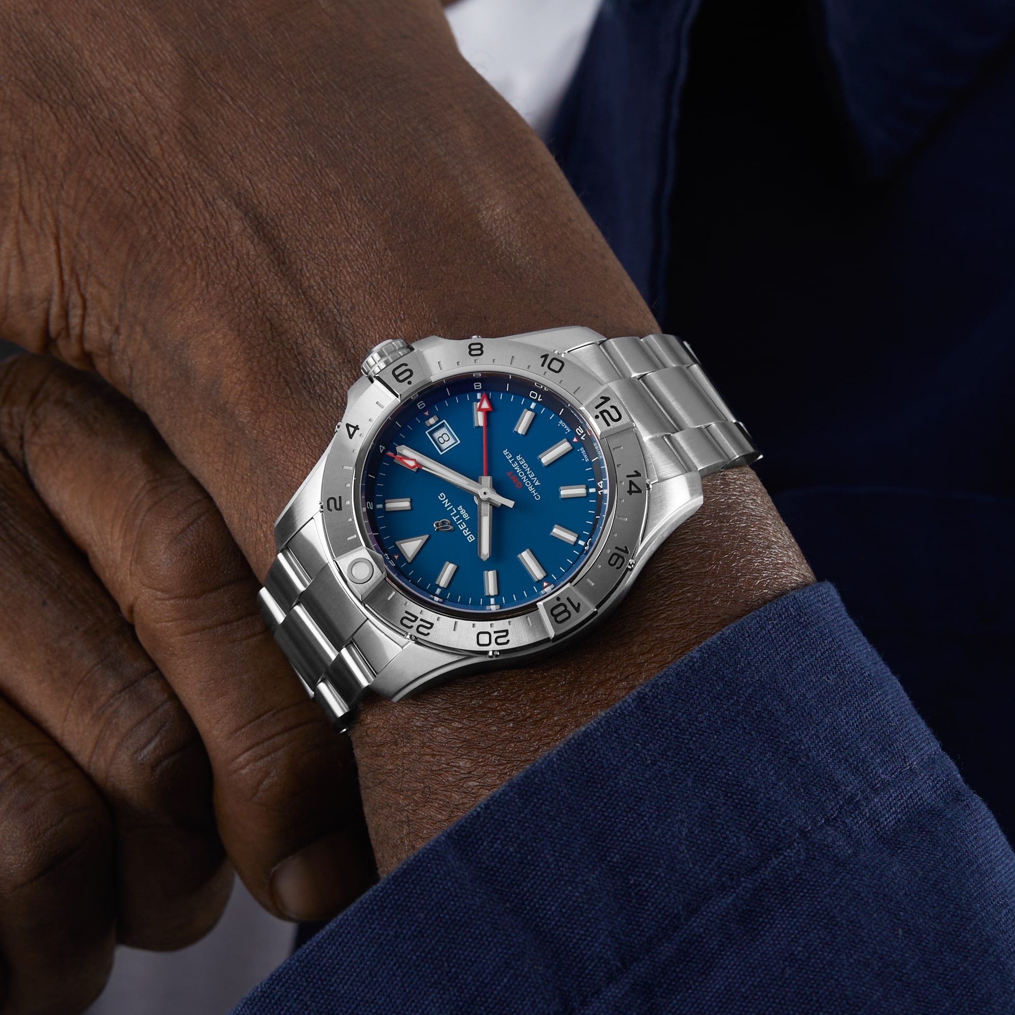 Avenger Automatic GMT 44