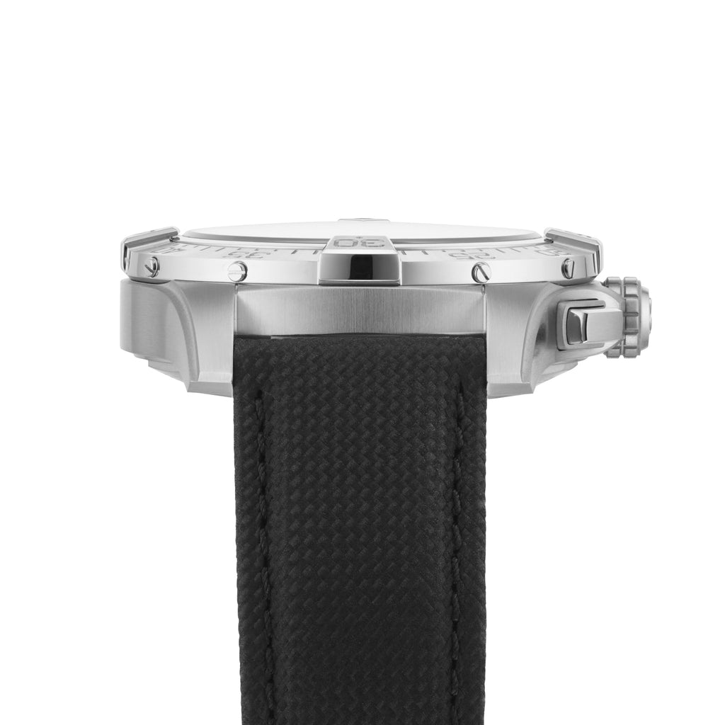 Avenger B01 Chronograph 44