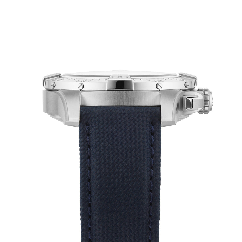 Avenger B01 Chronograph 44