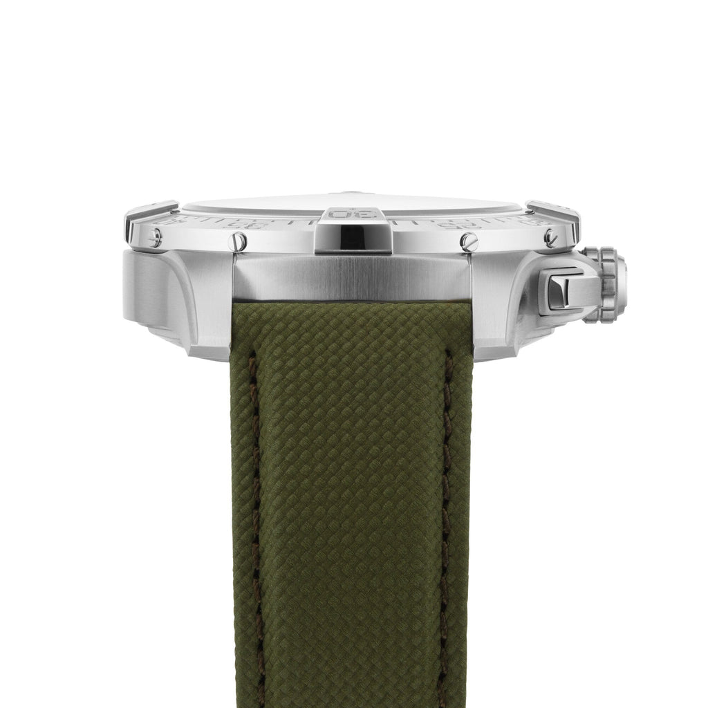Avenger B01 Chronograph 44