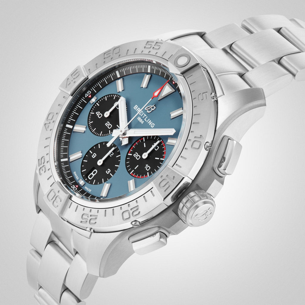 Avenger B01 Chronograph 44