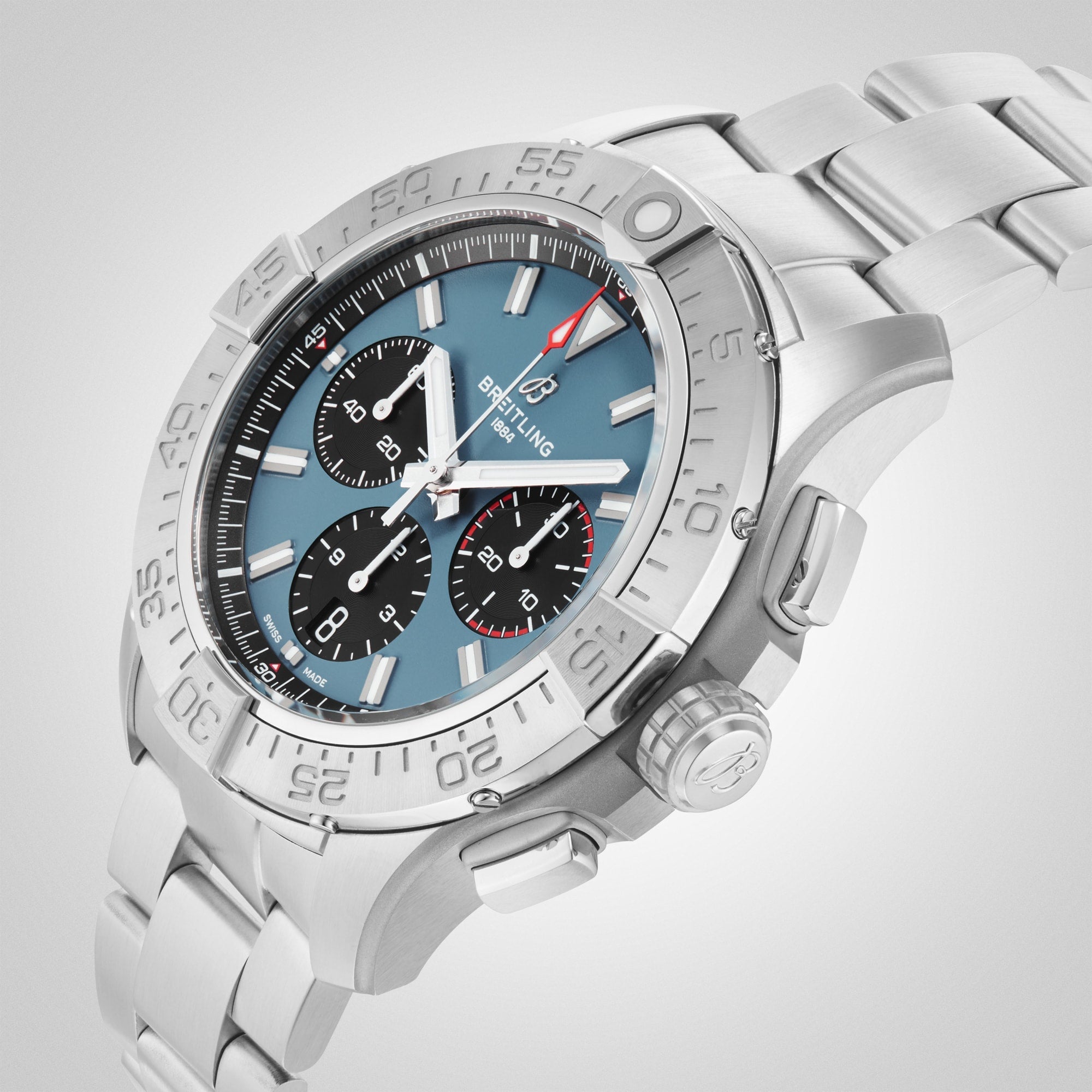 Avenger B01 Chronograph 44