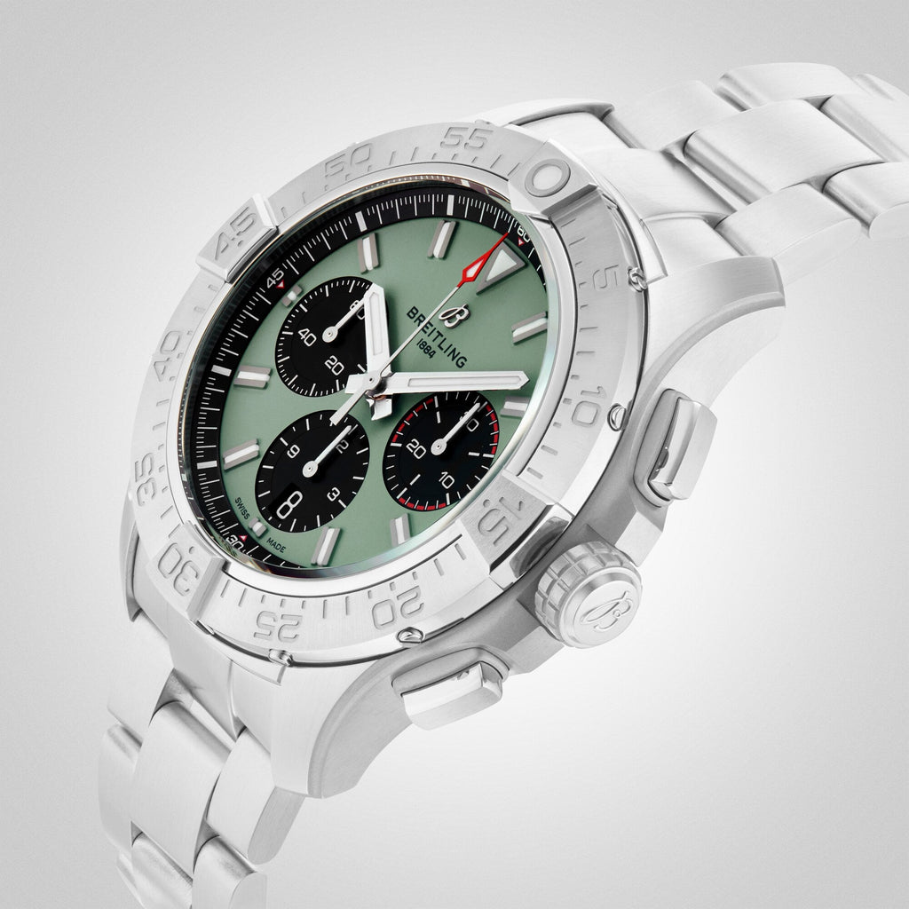 Avenger B01 Chronograph 44